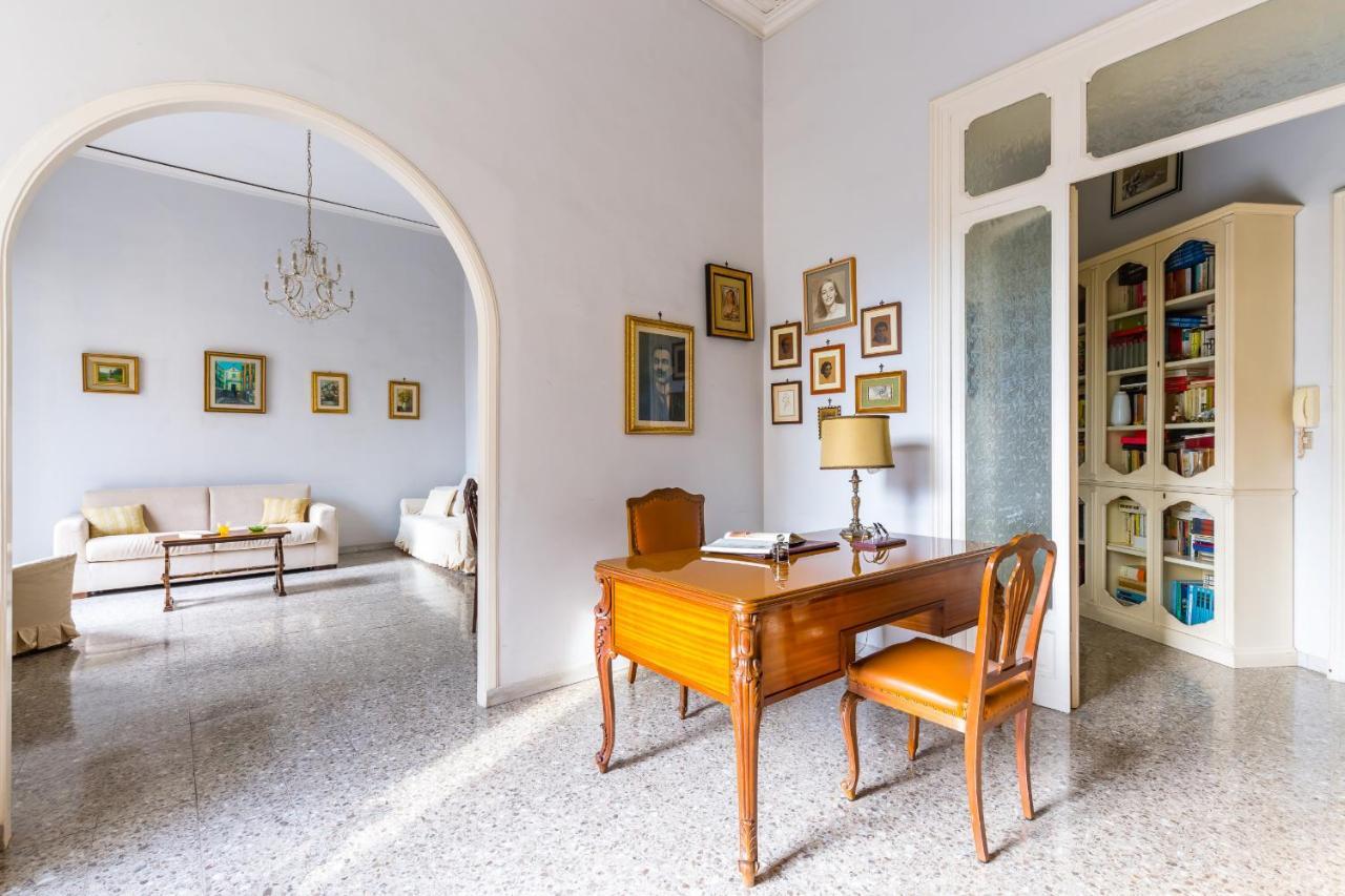Rettifilo Family Apartment By Wonderful Italy Neapel Exterior foto
