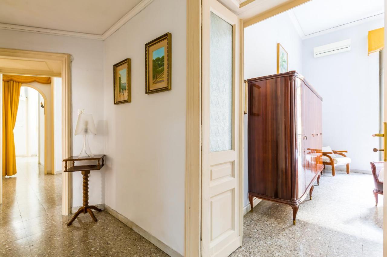 Rettifilo Family Apartment By Wonderful Italy Neapel Exterior foto